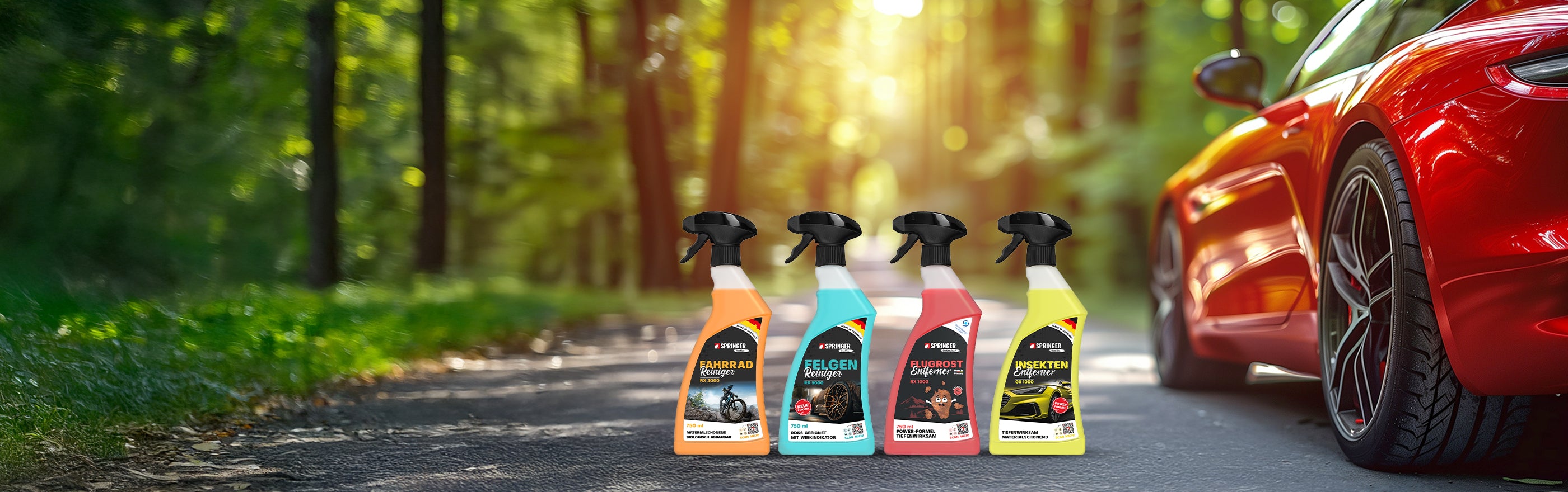 Vier Reiniger auf geteerten Waldstraße – rechts daneben ein roter Sportwagen.